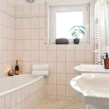 Hafenblick Direkt Am Apartman Hagnau