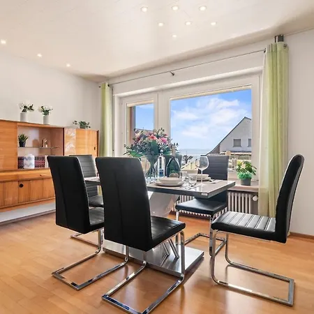 Hafenblick Direkt Am *